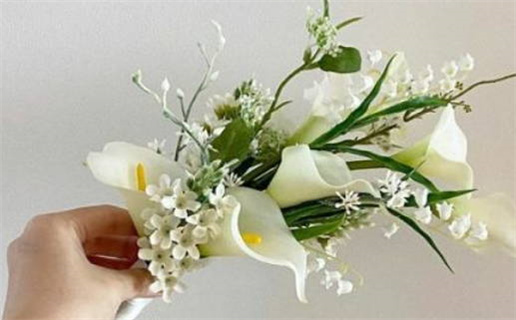 2026年02月01日结婚是良辰吉时吗？ 办婚礼算好日子？