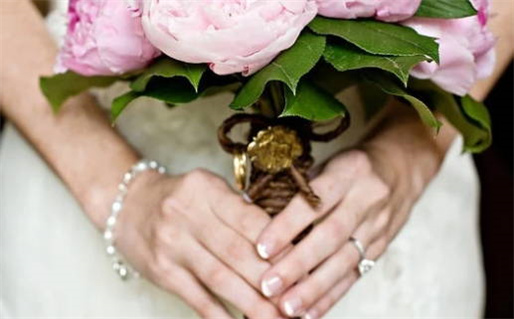 2026年农历七月廿七结婚有没有问题？ 办喜事是否是好日子？