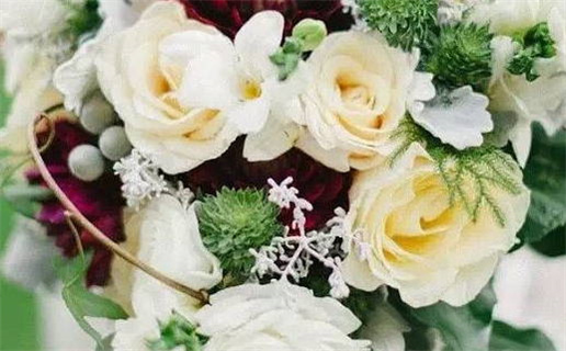 2025年农历冬月初二是否符合领证吉日？ 今天登记领证是好日子吗？