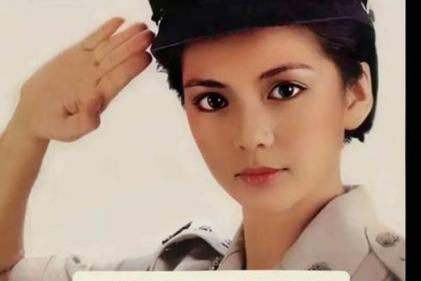 翁美玲的八字分析：如何破解命运密码，打破人生困局