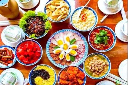 云南节日庆典中的传统美食与养生智慧