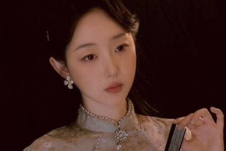 颠覆传统命理观念：蒋梦婕八字中的命运密码