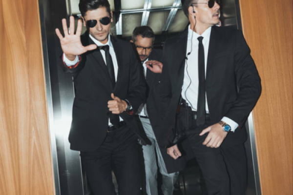 打破常规：钟汉良八字命理告诉你，如何打破命运的束缚