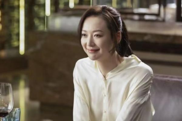 赵薇命运密码深度解析:揭开她命理中的不为人知的秘密 赵薇命运密码深度解析:揭开她命理中的不为人知的秘密