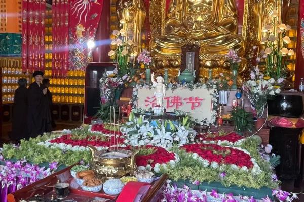 浴佛节的养生之道:节令养生与佛教文化的融合 浴佛节的养生之道:节令养生与佛教文化的融合