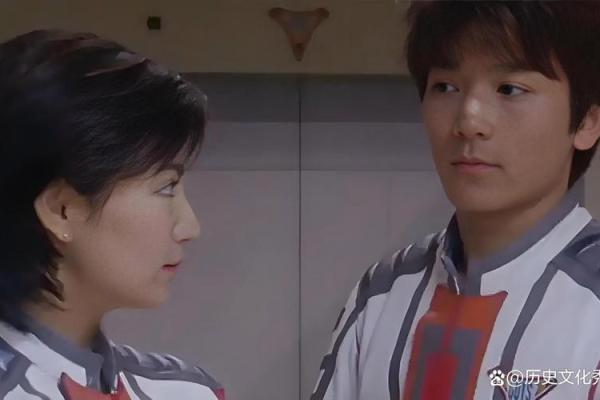 黄轩八字命理揭秘：暗藏玄机，命运如何反而被改写