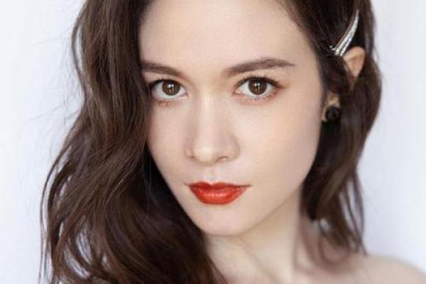 吴京八字命理解析：如何改变命运，破解背后的暗藏玄机