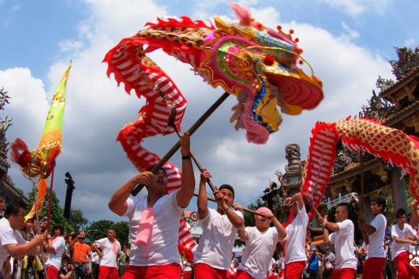 民间节日是体现文化多样性的传统庆典