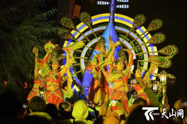 在节日的节奏中与大自然和谐共舞 在节日的节奏中与大自然和谐共舞