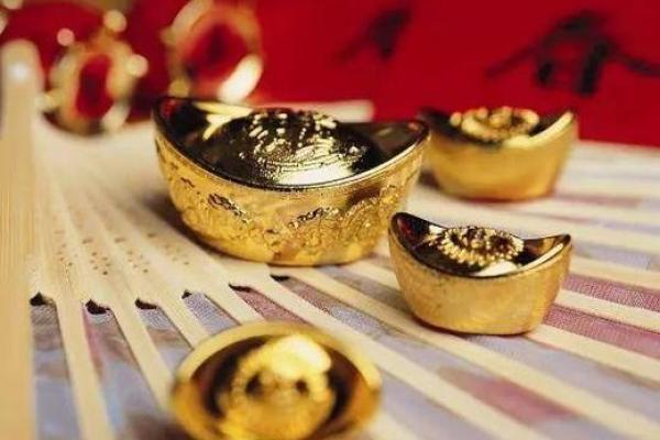 鱼儿五行格局揭秘：性格解析教你如何乘风破浪