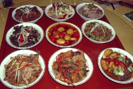 回族不吃饭的节日背后隐藏的文化与传统