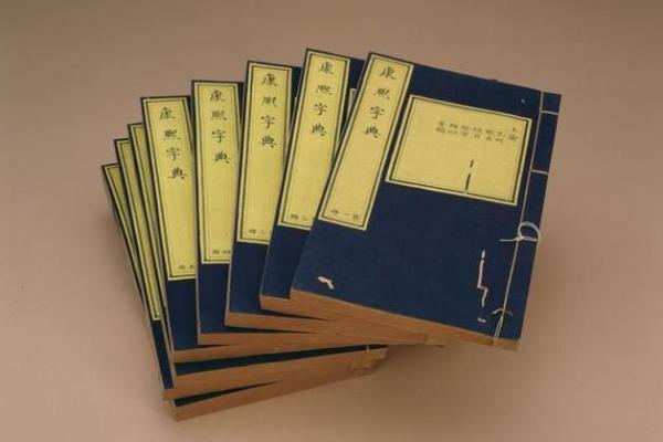 柏字五行揭秘：颠覆传统性格解析，揭秘你的真实自我